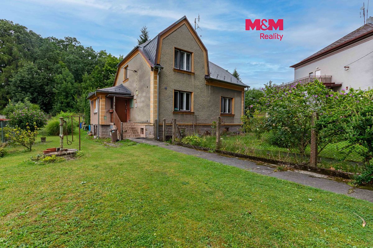 Prodej rodinného domu 120 m², pozemek 1086 m²